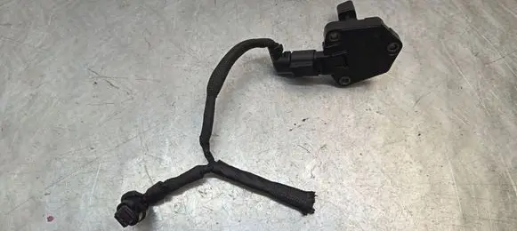 Skoda Superb B8 (3V) Oil level sensor 04L907660C