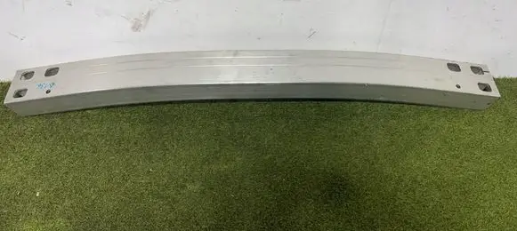 Mitsubishi Outlander Quarter panel pressure vent 