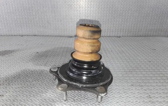 Honda CR-V Front coil spring rubber mount 