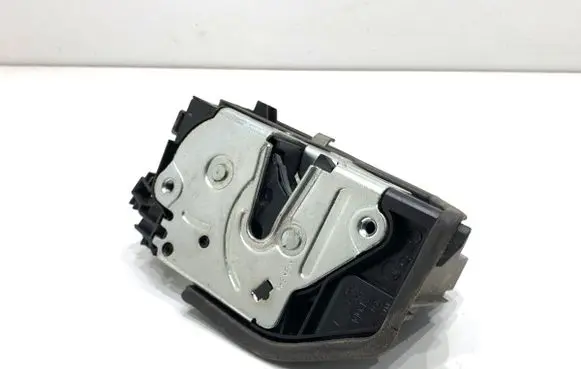 BMW 5 F10 F11 Front door lock 7202146
