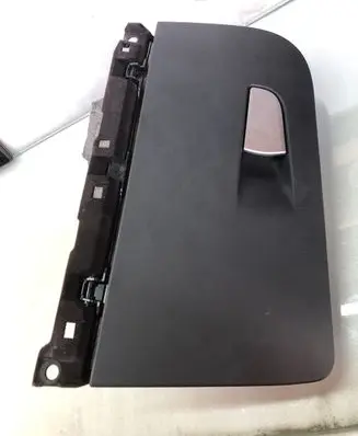 Alfa Romeo Giulia Glove box 01561145320