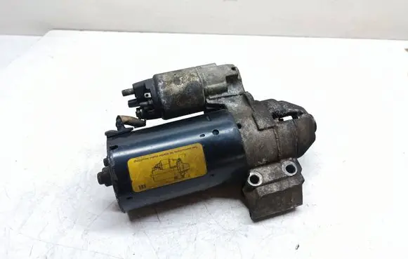 BMW 3 E90 E91 Starter motor 7823700 12417823700