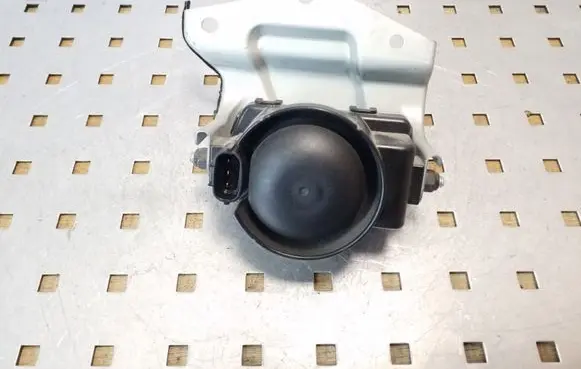Toyota Land Cruiser (J120) Alarm system siren 8904060020