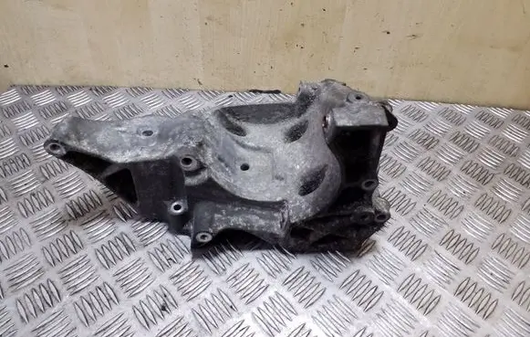 Generator/alternator bracket