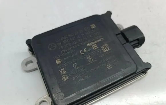 Mercedes-Benz AMG GT 4 x290 w290 Distronic sensor radar 4135AARS4A A0009002839 A0009028284