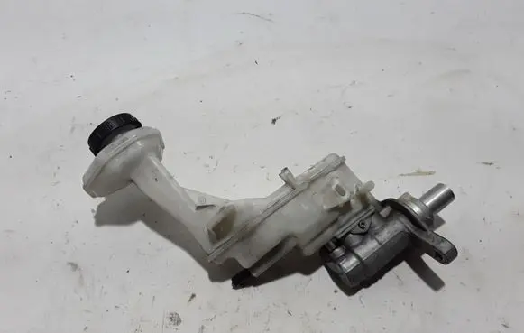 Nissan Qashqai Master brake cylinder 460104EH0A