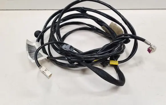Peugeot 407 Sound system wiring loom 9662399480 FM1FM2RT3EV MAG41156205A