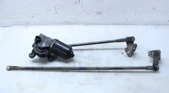 Front wiper linkage