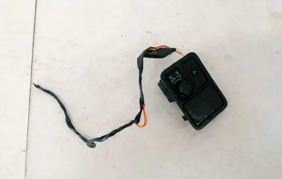 Nissan Almera N16 Headlight level height control switch 6849390j00 68493-90j00