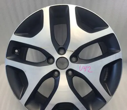 KIA Sportage R19 alloy rim 