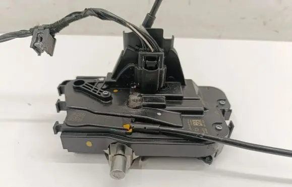 Ford Fiesta Front door lock H1BAA21813PB