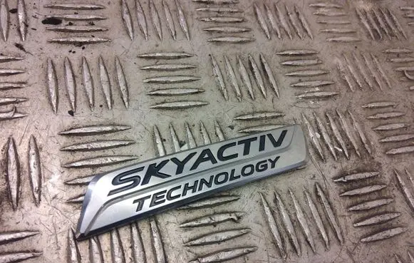 Mazda CX-3 Manufacturers badge/model letters d10j51771