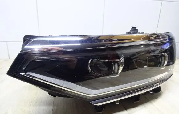 Volkswagen PASSAT B8 Headlight/headlamp 3G1941081T