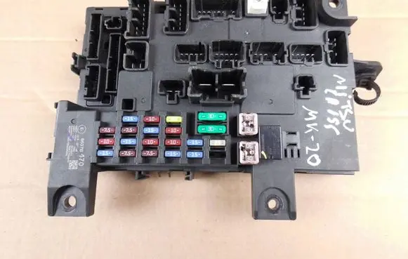 Mitsubishi Eclipse Cross BSM Control unit 8637B470