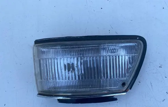 Toyota Corolla E90 Front indicator light 082121581