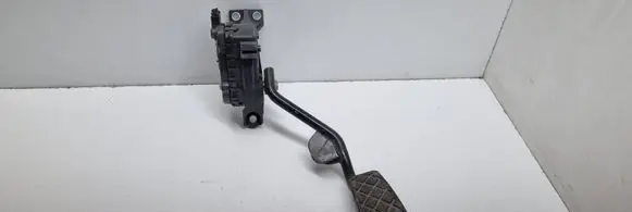 Audi A4 S4 B7 8E 8H Accelerator throttle pedal 8E2721523H