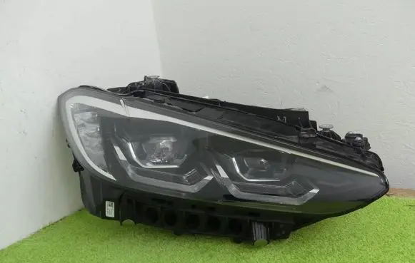 Headlight/headlamp