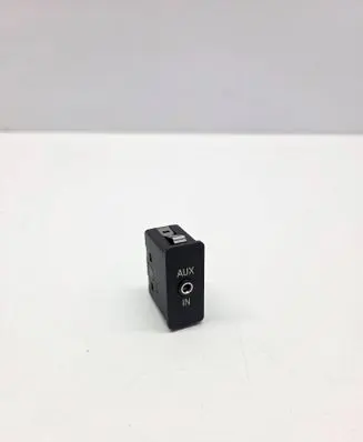 BMW 3 E90 E91 AUX in-socket connector 6930561