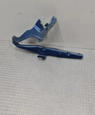 Volvo XC60 Rear door upper hinge 31424538