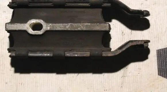 Volvo S60 Engine mount bracket 31262935