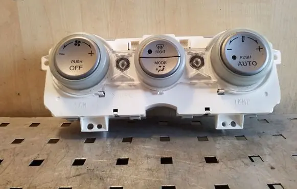Mazda 6 Climate control unit