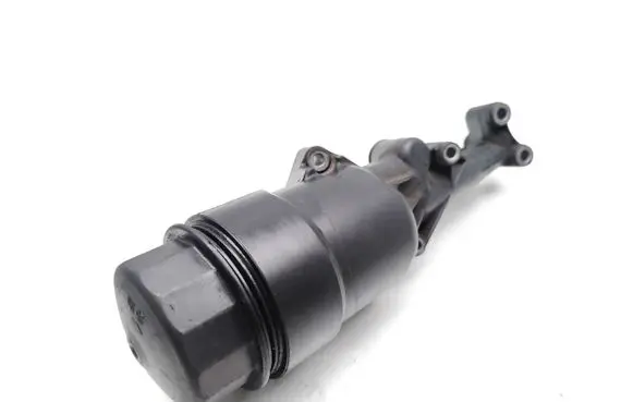 Mercedes-Benz B W246 W242 Oil filter mounting bracket 70321178