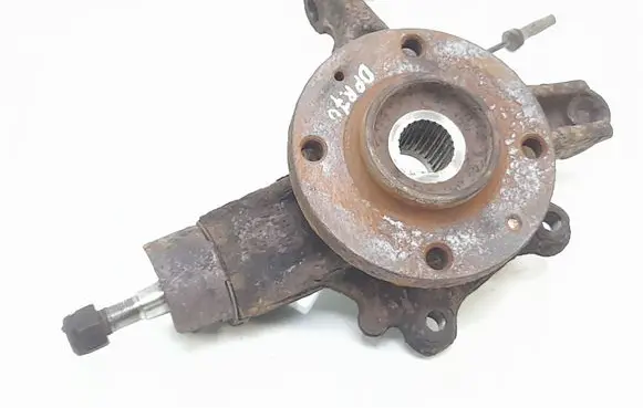 Peugeot 308 Front wheel hub spindle knuckle