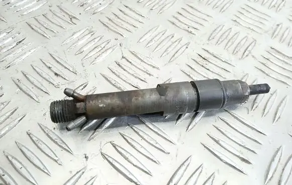 Ford Galaxy Fuel injector 028130201G