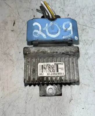 Nissan X-Trail T31 Glow plug pre-heat relay 110678071R