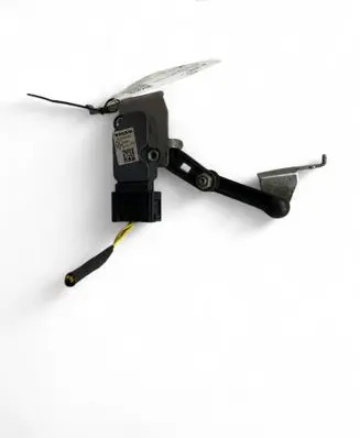 Volvo XC90 Rear air suspension level height sensor 32246988