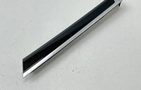 Porsche Cayenne (92A) Dashboard glove box trim 7P5867419F 3002926200 26J5020