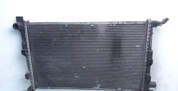 Mercedes-Benz Vaneo W414 Coolant radiator A1685001702