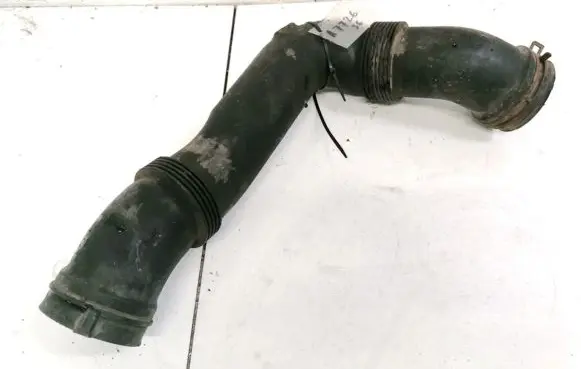 Skoda Octavia Mk2 (1Z) Air intake hose/pipe 1K0129618AJ