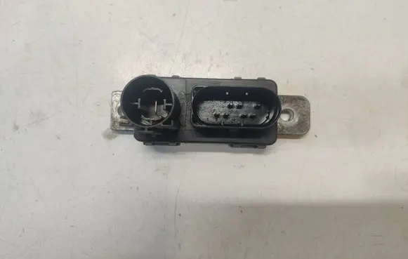 Volvo XC60 Glow plug pre-heat relay 31431776