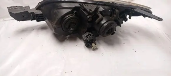 Mazda 3 I Headlight/headlamp P2951