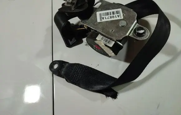 KIA Ceed Front seatbelt 888101H000 88810-1H000