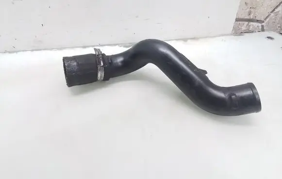 Nissan Note (E11) Intercooler hose/pipe