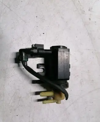 Mercedes-Benz E W212 Valve vacuum A0091533128 0091533128