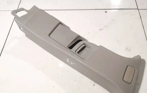Opel Zafira B (B) pillar trim (top) 13129317