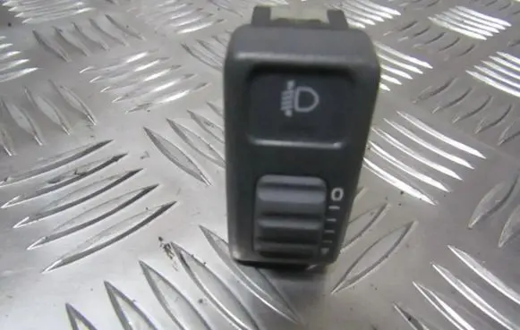 Fog light switch