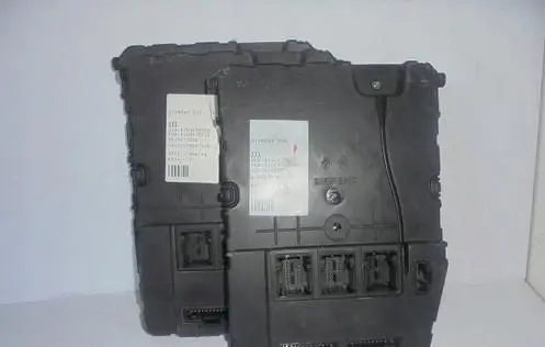 Renault Scenic II - Grand scenic II Fuse box set 8200433200