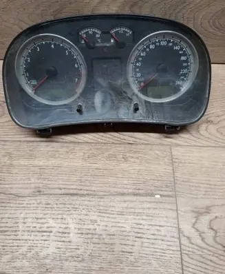 Volkswagen Bora Speedometer (instrument cluster) 110080133 1J5920806B 170402000534