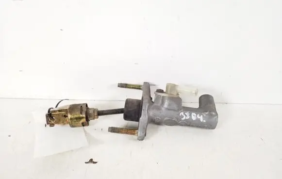 Toyota Avensis T220 Clutch master cylinder 31420-20050