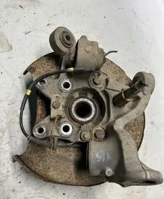 Volvo XC70 Rear wheel hub