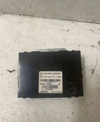 KIA Rio Door central lock control unit/module 954001G300 GF1240090 97RA012033