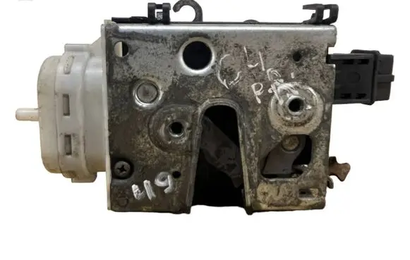 Audi A4 S4 B5 8D Front door lock 4A1837016B