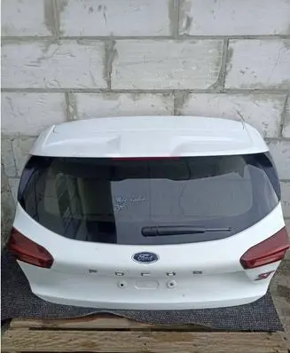 Ford Focus Tailgate/trunk/boot lid