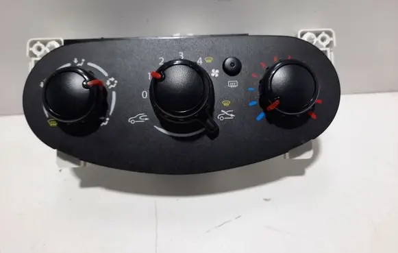 Renault Twingo III Air conditioning/heating control unit 00862900 CW117004