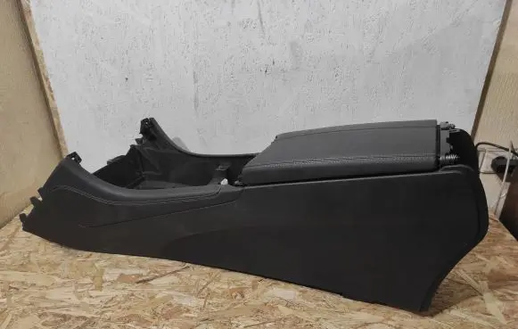 Mercedes-Benz GLC X253 C253 Center console A2536809002 13385037 0005280580