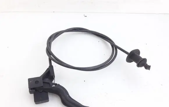 Engine bonnet (hood) release handle